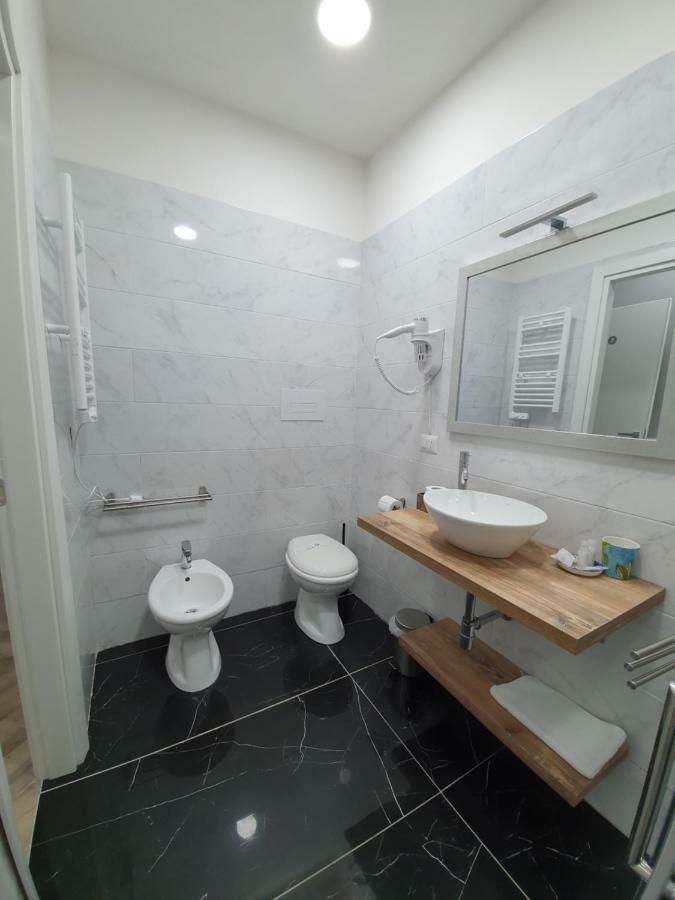 Dimorra Boutique Rooms Neapel Exterior foto